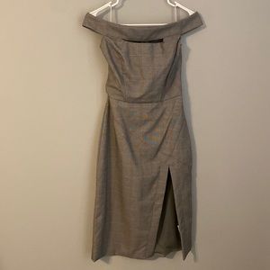 XOXO gray formal midi dress. Size Small